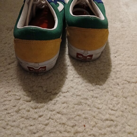 Vans size 7 and half guys  9 women - Picture 2 of 3
